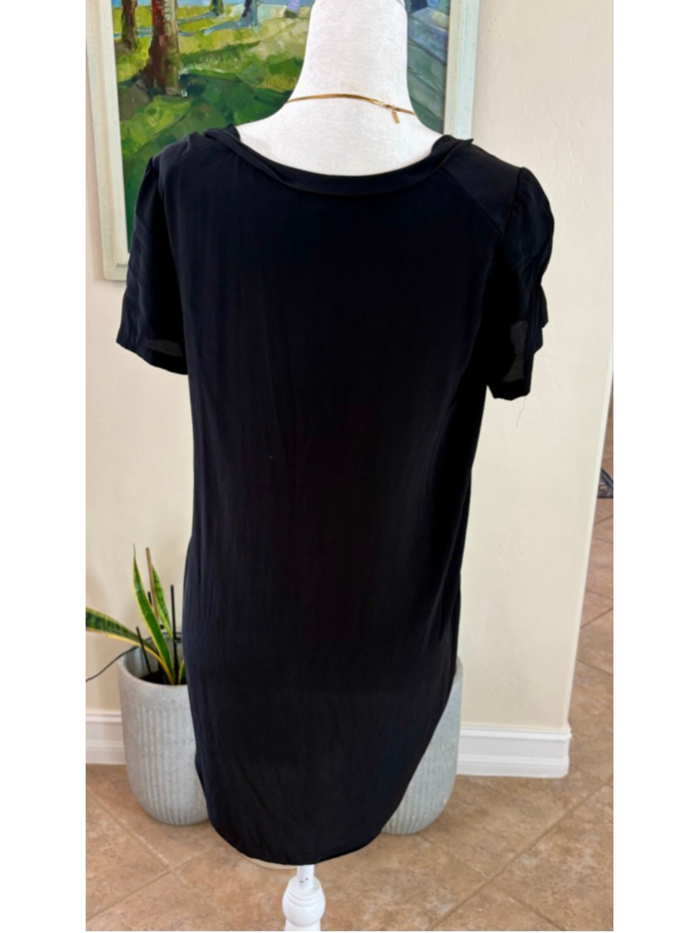 Wilfred Black 100% Silk Tunic short sleeved longer length with high cut Slits. S